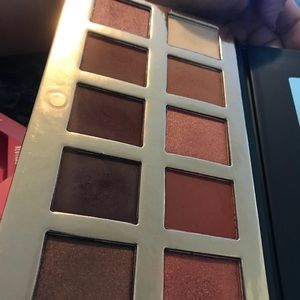 Make up lot all new or swatched.